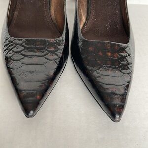 𝅺STUDIO 9 shoes heels brown animal snakeskin 7
